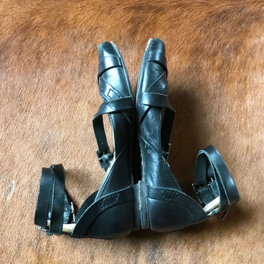 Frye Sandals - image 5